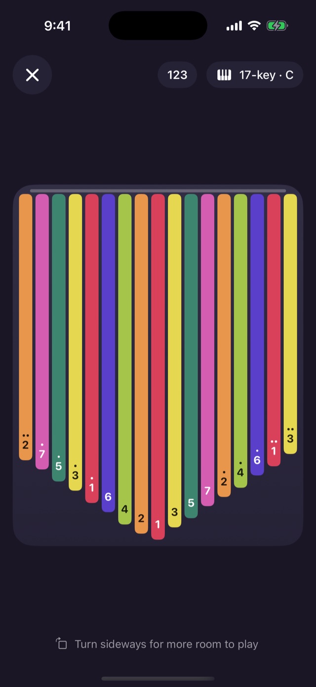 Free Play: a full-screen 17-key kalimba with number labels and a kalimba menu